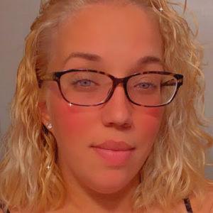 Meet your Posher, Hailey